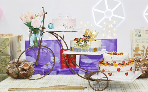 興千田中秋暨第三季度生日會(huì)溫暖落幕1